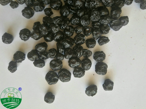 dried blueberry